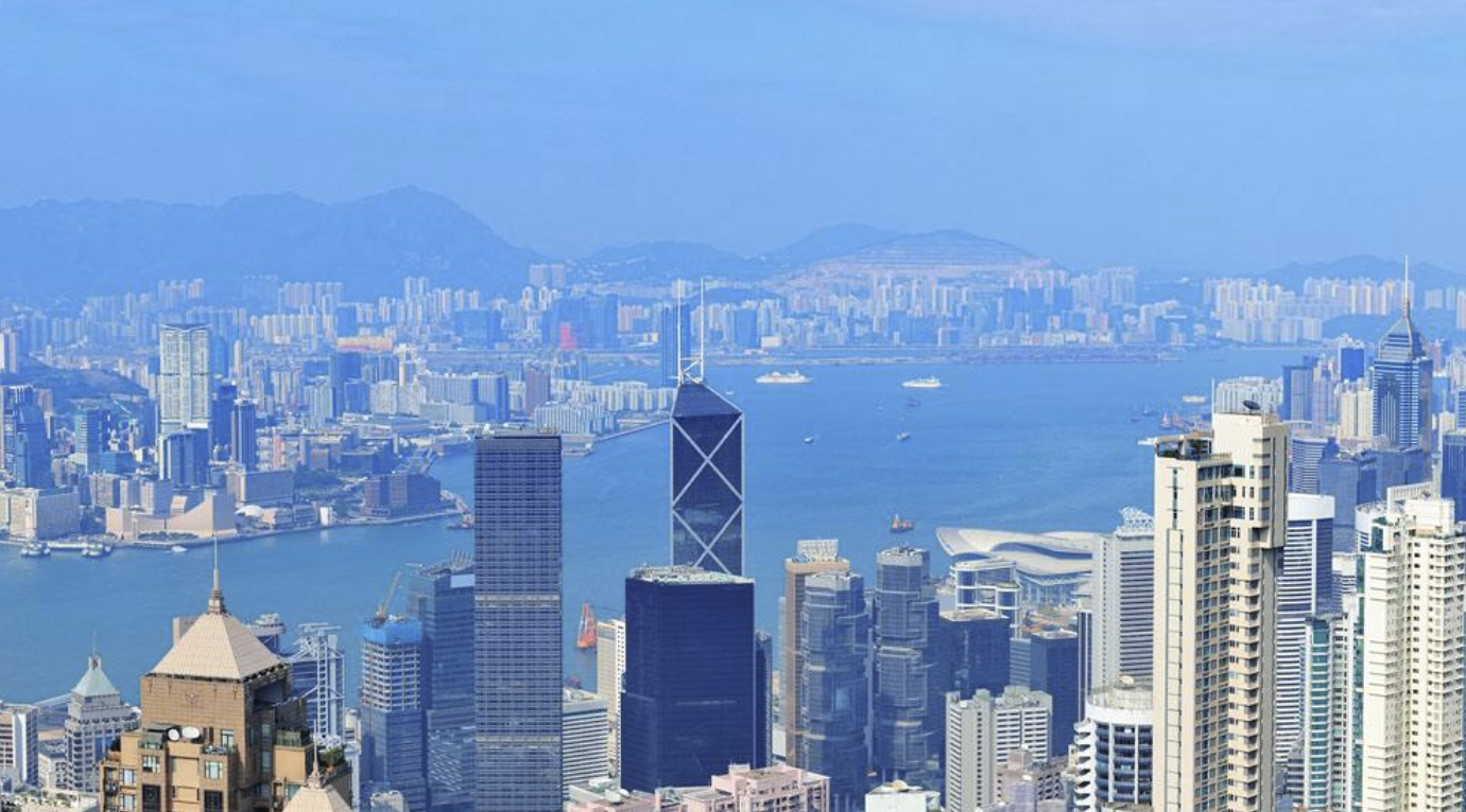 香港阳光下的温馨瞬间